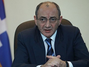 Բակո Սահակյանը հանդիպում է ունեցել Իմոն Գիլմորի հետ