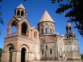 Փոփոխություններ Մայր Աթոռում 