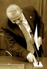 «ԱՐԱ՛, ԴԵ ՀԵՐԻ՛Ք Ա ԽՈՍԱՔ, ԱՄՈ՛Թ Ա, ԷԼԻ՜» 