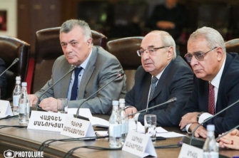 Վերնատուն. Իշխանության գործելաոճը նպաստում է ներքին ապակայունացմանը, հանրային բաժանումներին, թշնամանքի մթնոլորտի ձևավորմանը