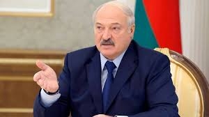 Լուկաշենկոյի հանրամատչելի դասախոսությունը շառաչուն ապտակ էր դիլետանտին. Ռոբերտ Մելքոնյան
