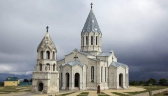 Քնձռոտ կախիչի «կռիվ» այն դպքում, երբ հարյուրավոր վանքեր ու եկեղեցիներ է նվիրել թշնամուն