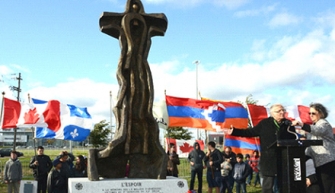 Խաչելություն, հարություն, վերածնունդ