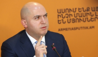 Արմեն Աշոտյան. Ռազմավարական նշանակության տարածքների հանձնումը սրա համար «սահմանների ճշգրտում» է