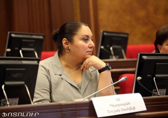 «Եթե ես չլինեի պատգամավոր, պետք է երգեի ակումբներո՞ւմ»