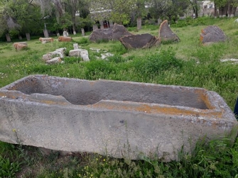 Հայը երևի միշտ էլ հավերժության մասին է մտածել