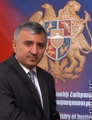 Դատաքննությունը շարունակվում է, պարոնա՛յք