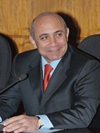 ԽԱՌՆ ԵՆՔ 