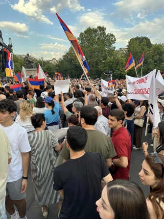 Բերանները փակվեց