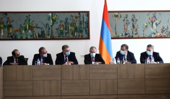 Զոհրաբ Մնացականյանը հանդիպել է ՀՀ-ում հավատարմագրված դիվանագիտական ներկայացուցչությունների ղեկավարների հետ