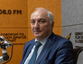 «Պաշ­տո­նա­պես դի­մեք Ռու­սաս­տա­նին և ի­րա­վա­կան հիմք տվեք մի­ջամ­տե­լու ռազ­մա­կան գոր­ծո­ղու­թ­յուն­նե­րին»