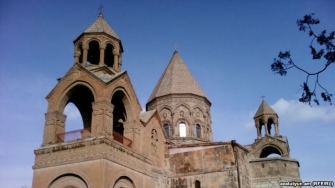 Վեհափառն ընդունել է Հունաստանի խորհրդարանի նախագահին