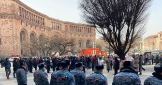 Նրանք կդադարեն կատարել հրամանները, երբ ժողովուրդը կազմակերպված դուրս գա փողոց