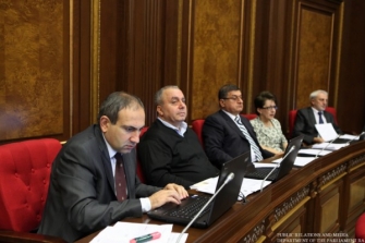 ՀԱԿ-ին «մերկացնելով», ի՞նչ է շահելու ԸՕ-ն