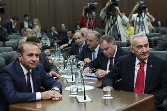 ԱԺ հինգ խմբակցությունները դեմ կքվեարկեն 2015-ի բյուջեի նախագծին 