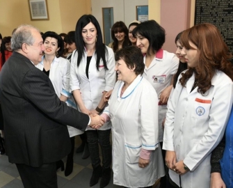 Արմեն Սարգսյան. Սիրելի կանայք, կյանքն սկսվում է ձեզնից, շարունակվում է ձեզնով