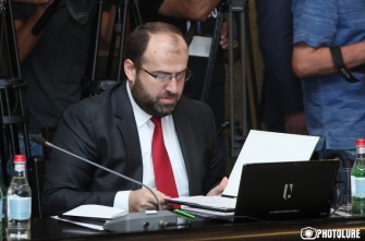 Էրիկ Գրիգորյանն անգործ չի մնա