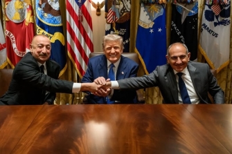 Խորհրդանիշների զիջումից մինչև վասալացում