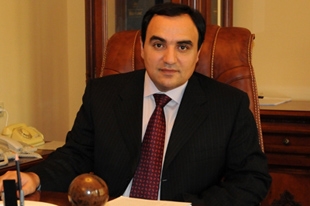 «Գալու է ոչ միայն քարեր հավաքելու, այլև անհրաժեշտ ուղղությամբ նետելու ժամանակը»