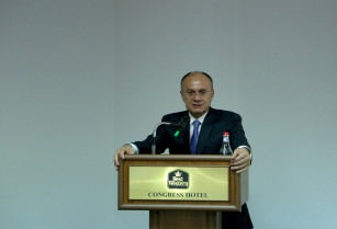 Սեյրան Օհանյանի հանդիպումը «Առաջնորդության դպրոցում» 