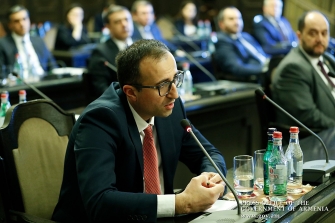 Արսեն Թորոսյանը կորոնավիրուսի ռիսկային տարիքային խմբի անձանց կոչ է անում քիչ շփվել մարդկանց հետ