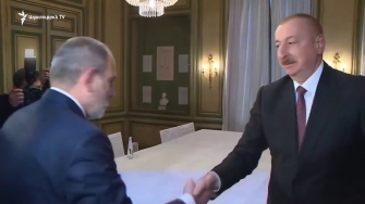 Ստանալով անունակ դիմադրություն՝ Ադրբեջանը սեղմել և սեղմում է օղակը