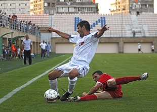 «Միկան» չի զիջում դիրքերը 