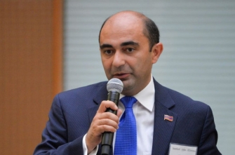 Էդմոն Մարուքյան. Այսօրվա աուրայում իշխանությանը պետք է, որ հակադրություն լինի