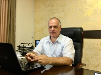 նիկոլը հետապնդում է պարզ, բայց վտանգավոր նպատակ