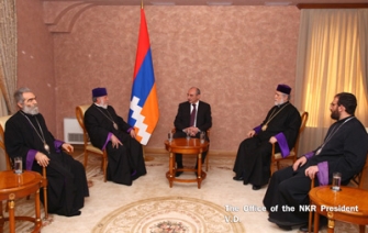 Արցախի նախագահն ընդունել է Գարեգին Բ և Արամ Ա կաթողիկոսներին