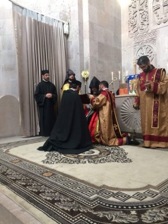 Խոսք առ Սիոն արքեպիսկոպոս Ադամյան