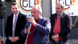 «Ելք»-ը խոստանում է երկիրը հանել «հուսահատության փոսից» 