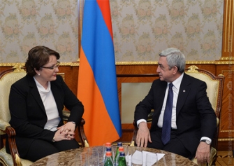 Նախագահն ընդունել է Վրաստանի պաշտպանության նախարարին
