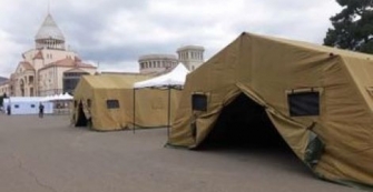 Այս ամենը մեծ ֆարսի է նմանվում   