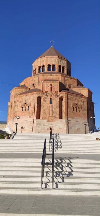 Ցանկացած արտաքին միջամտություն կանոնական առումով համարվում է բռնազավթում