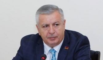 Սերգեյ Բագրատյան. Առաջարկում եմ մարտական զենք տրամադրել սահմանամերձ համայնքների մեր քաղաքացիներին