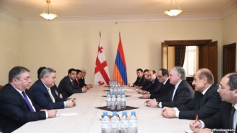 Պաշտոնական այցով Երևանում է Վրաստանի խորհրդարանի նախագահ Դավիթ ՈՒսուպաշվիլին