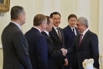 Սերժ Սարգսյանն ընդունել է Եվրասիական միջկառավարական խորհրդի անդամներին 