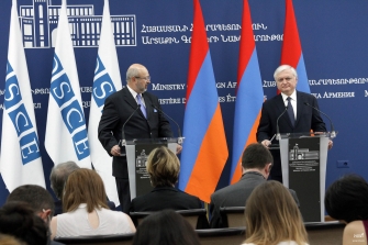 Էդվարդ Նալբանդյանը հանդիպել է ԵԱՀԿ գլխավոր քարտուղարի հետ
