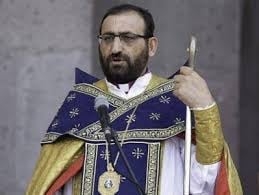 Այս հալածանքի համար հավասարապես պատասխանատու են «Տասը տիրադավները»