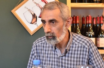 «Թող մնա տոներից հետո»