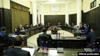 Հայաստանը տարին կփակի 2 տոկոս տնտեսական անկմամբ