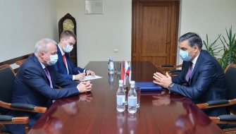 ՀՀ ՄԻՊ Արման Թաթոյանը հանդիպում է ունեցել ՀՀ-ում ՌԴ դեսպան Սերգեյ Կոպիրկինի հետ