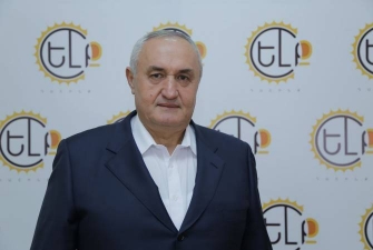 Ռազմիկ Թևոնյանը՝ Արարատի մարզպետ