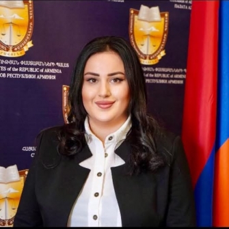 Հայ Առաքելական Սուրբ Եկեղեցու Արագածոտնի թեմի գլխավոր հաշվապահ Նաիրա Ալավերդյանի նկատմամբ հարուցված հանրային քրեական հետապնդումը դադարեցվել է արդարացնող հիմքով