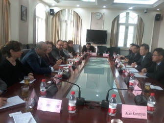 1. Չինական մեծ պարիսպն ու հայկական փոքր պատը