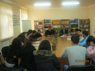 ՀԵՀ Տավուշի կենտրոնում տեղի ունեցավ հանդիպում մարզպետ Հովիկ Աբովյանի հետ