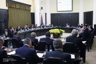 Նոր կառավարությունը գործի է լծվում