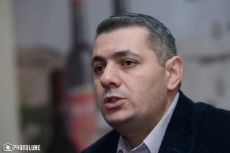 Վրաստանում Հայաստանի դեսպանը իջնում է հարթակից
