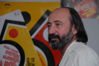«Փակ­վա­ծու­թ­յան, վա­խի, կծկ­վա­ծու­թ­յան, զգու­շա­վո­րու­թ­յան մեջ դժ­վար է ֆիլմ ստեղ­ծե­լը»